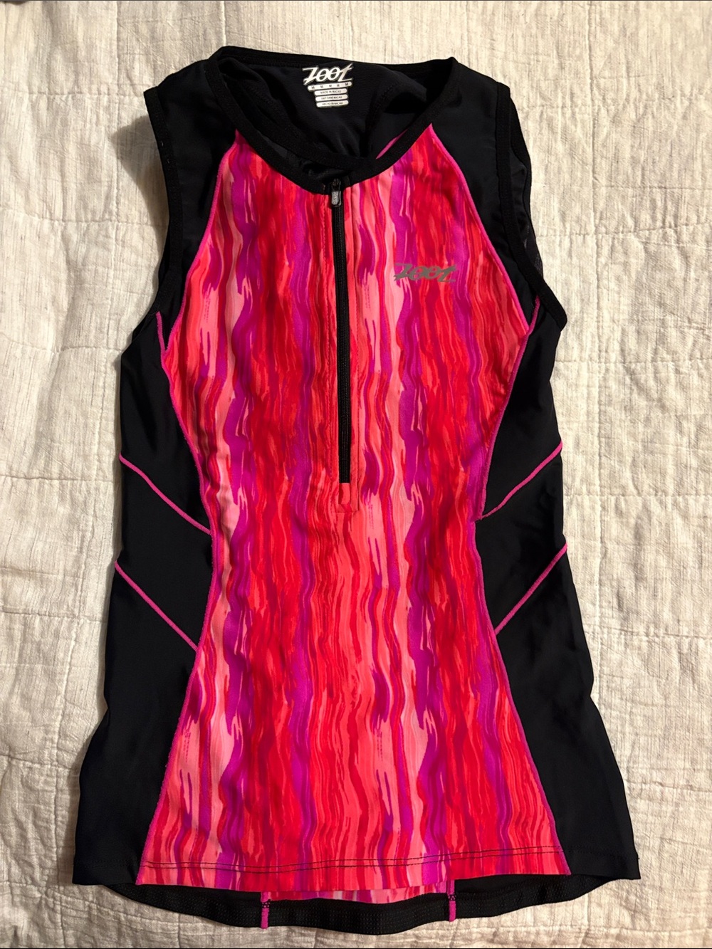 Zoot Women's Pink & Black Front-Zip triathlon top